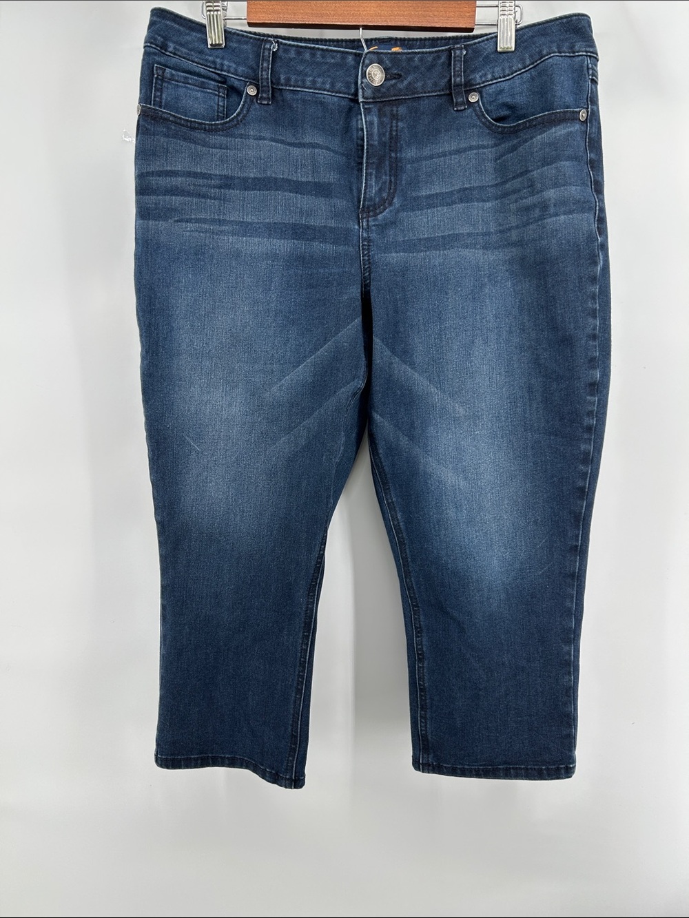 Seven7 Dark Blue Cropped/Capri  Skinny Stretch Jeans Women's Size 16